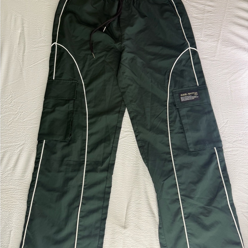 ONE-Cozyn Men's Dark Green Track Pants L 100% Polyester Drawstring Pockets